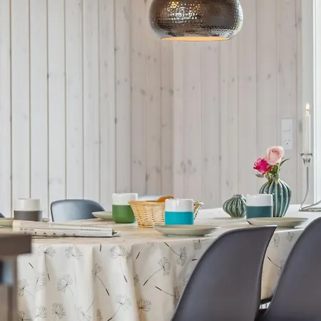 Semesterbostad Halvor - 275m From The Sea By Interhome Bogentved