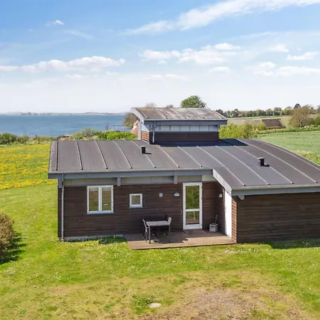 Semesterbostad Halvor - 275m From The Sea By Interhome