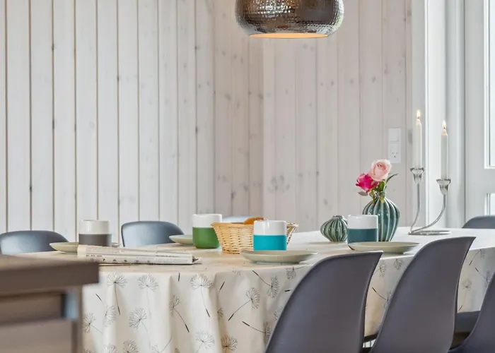 Holiday home Halvor - 275m From The Sea By Interhome Bogentved